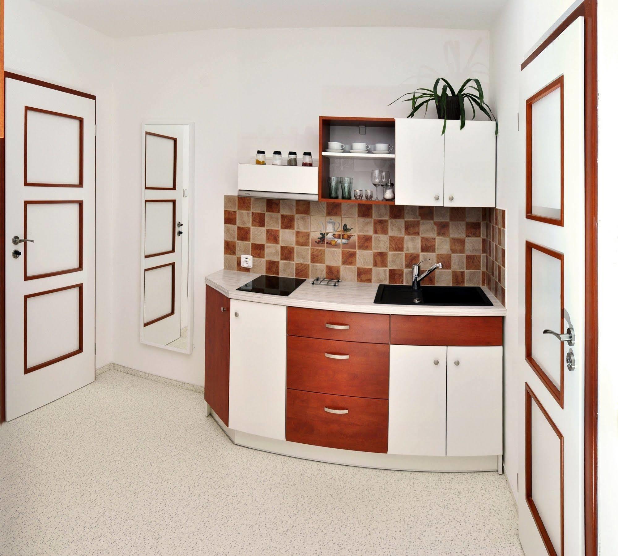 Pension Pod věží Kolín Exterior foto